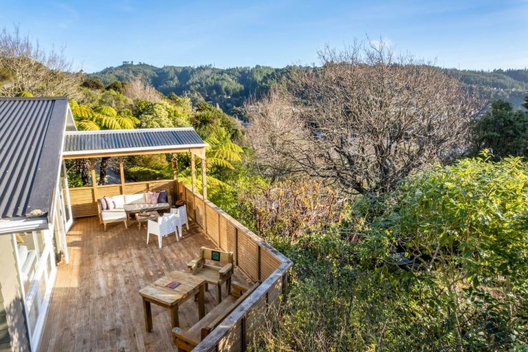 Photo of property in 17a Blue Mountains Road, Silverstream, Upper Hutt, 5019