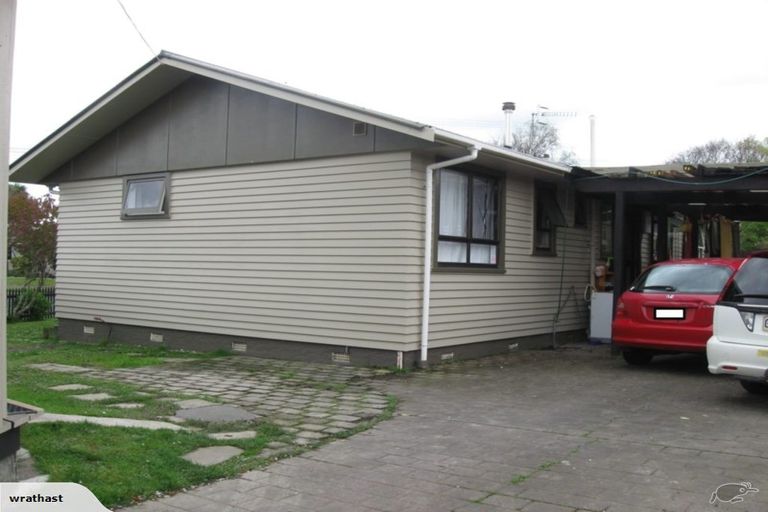 Photo of property in 1 Perth Place, Awapuni, Palmerston North, 4412