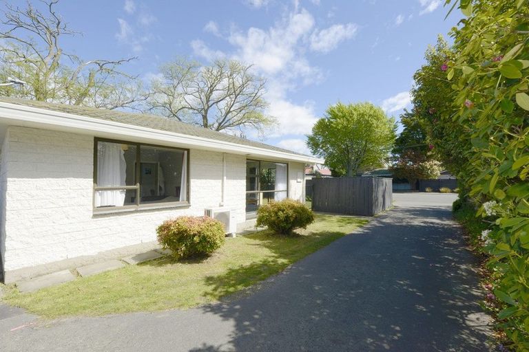 Photo of property in 1/48 Jeffreys Road, Fendalton, Christchurch, 8052