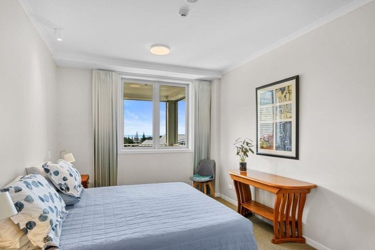 Photo of property in 184 Landmark Terrace, Orewa, 0931