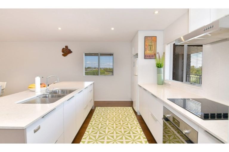 Photo of property in 312/252 Centreway Road, Orewa, 0931