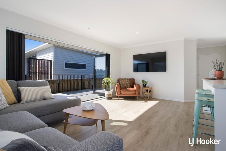 Photo of property in 5 Moet Crescent, Waihi Beach, 3611