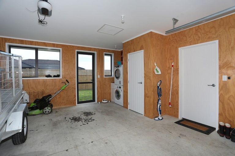 Photo of property in 17 George Street, Bulls, 4818