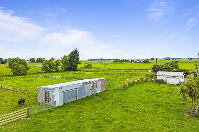 Photo of property in 473 Taipo Road, Rongotea, Palmerston North, 4476