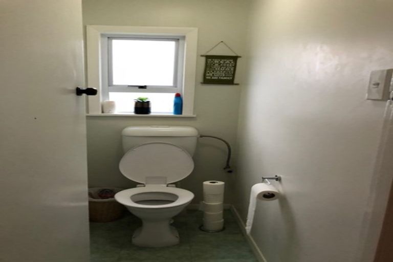 Photo of property in 18b South Street, Tawa, Wellington, 5028