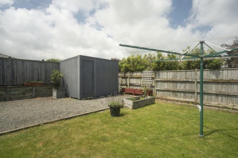 Photo of property in 15 Ludlam Way, Otaki, 5512