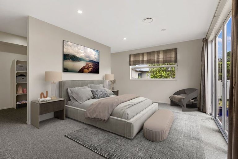 Photo of property in 10e Long Place, Frankleigh Park, New Plymouth, 4310