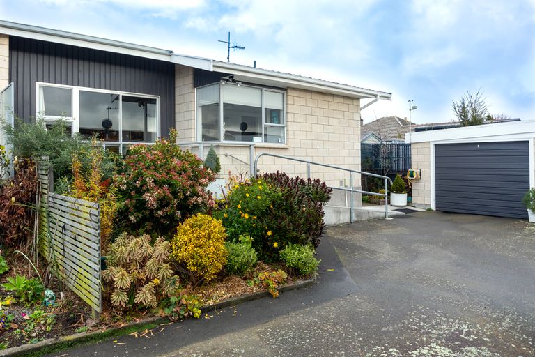 Photo of property in 2/8 Hopkins Street, Gleniti, Timaru, 7910