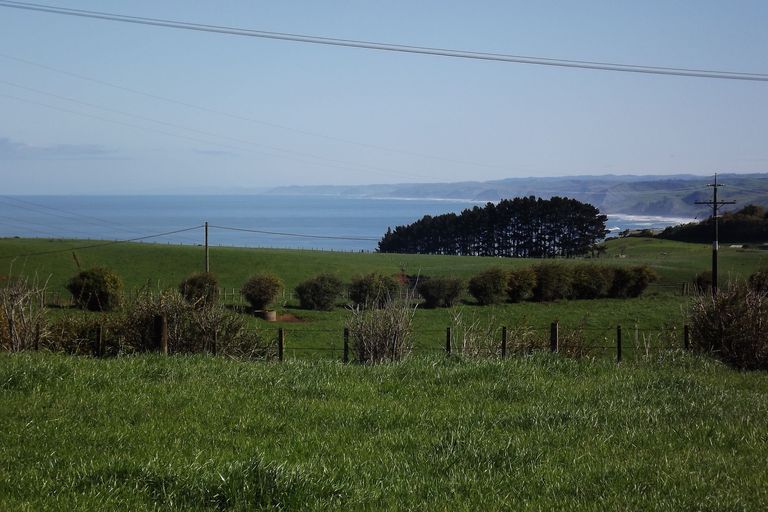 Photo of property in 669b Te Hutewai Road, Raglan, 3296