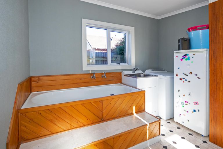 Photo of property in 23 Brunswick Street, Seaview, Timaru, 7910