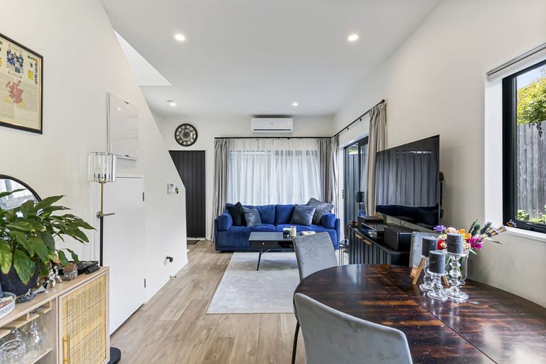 Photo of property in 8c Edgar Pearce Place, Howick, Auckland, 2014