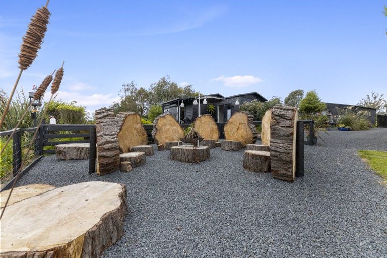 Photo of property in 114 Green Island Bush Road, Blackhead, Dunedin, 9076