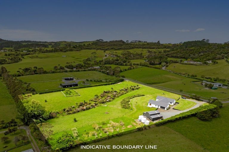 Photo of property in 245 Muriwai Valley Road, Muriwai, Waimauku, 0881