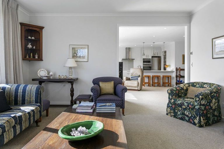 Photo of property in 31 Huka Heights Drive, Rangatira Park, Taupo, 3330