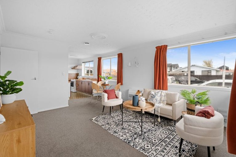 Photo of property in 1/4 Division Street, Riccarton, Christchurch, 8041