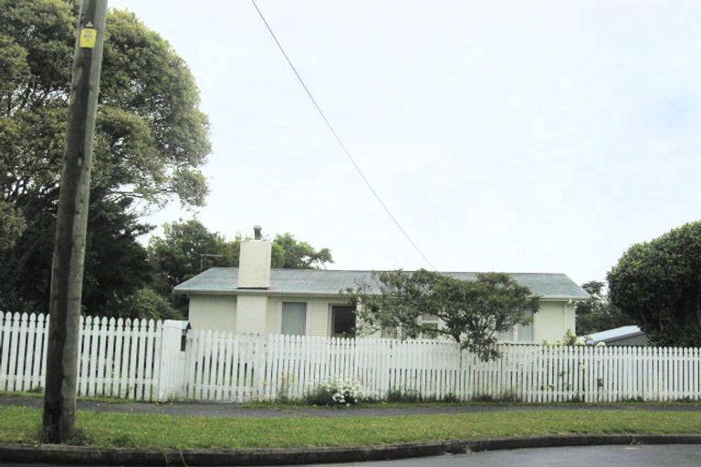 Photo of property in 14 Ballagh Close, Onerahi, Whangarei, 0110