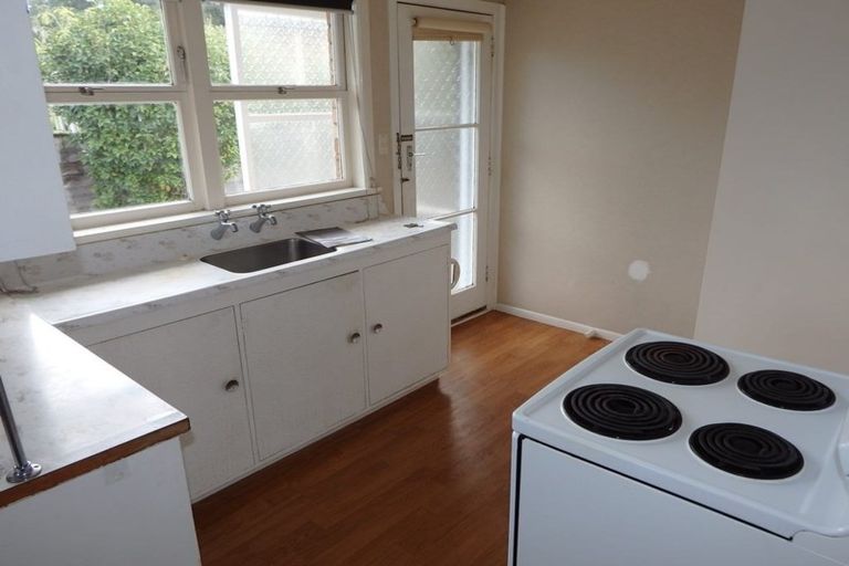 Photo of property in 27 Beech Crescent, Hillcrest, Hamilton, 3216