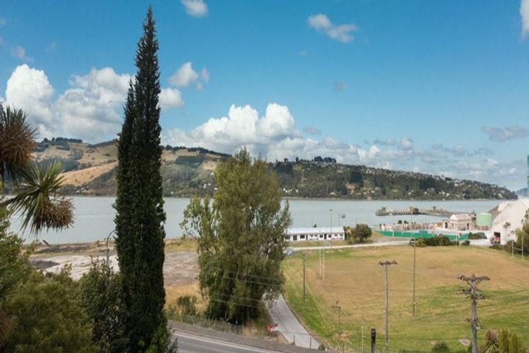 Photo of property in 155 Ravensbourne Road, Ravensbourne, Dunedin, 9022