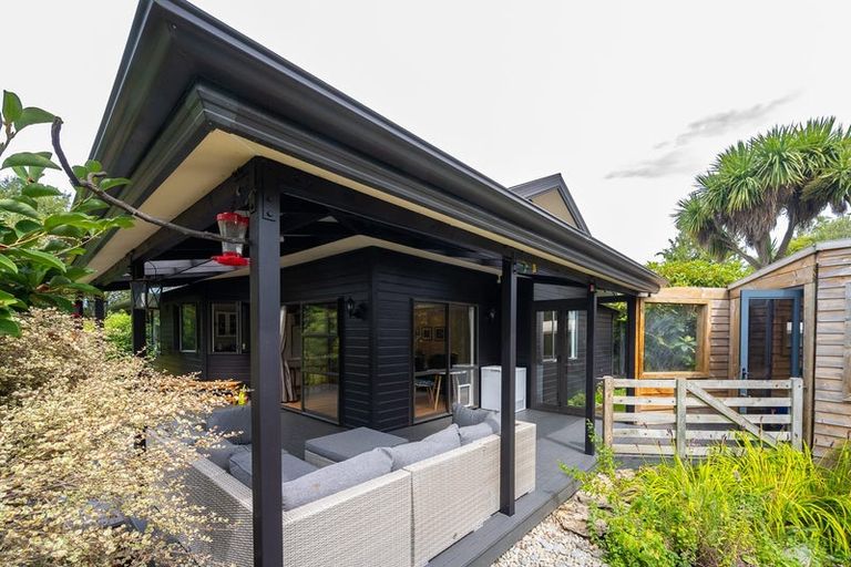 Photo of property in 28 Grove Avenue, Weston, Oamaru, 9401