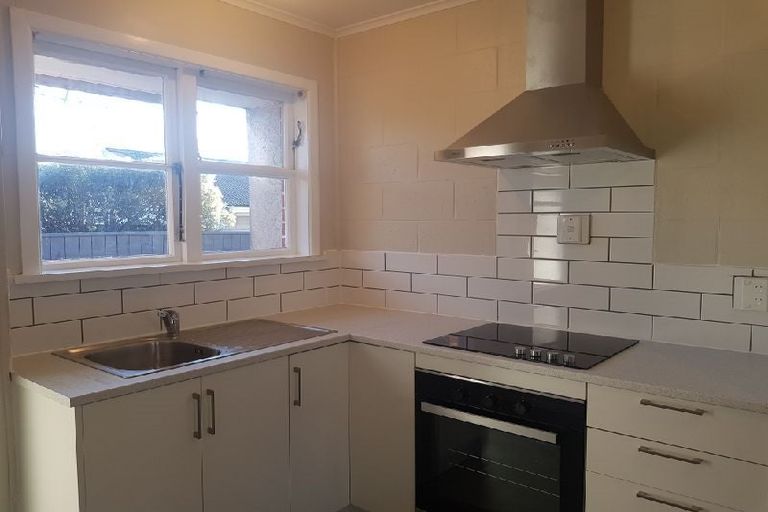 Photo of property in 3/34 Heretaunga Square, Silverstream, Upper Hutt, 5019