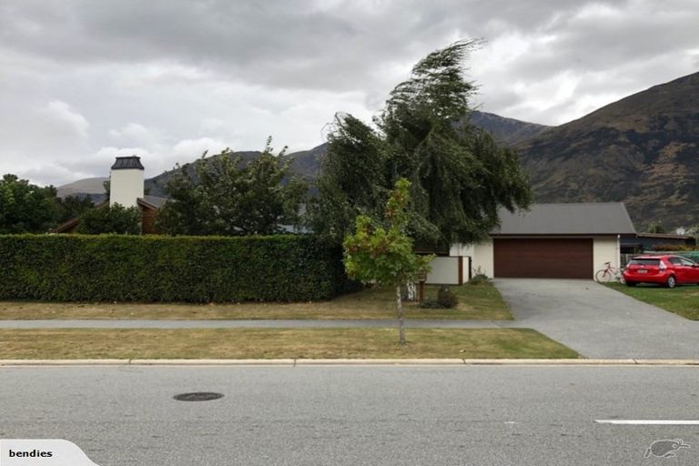 Photo of property in 20 Sylvan Street, Lake Hayes, Queenstown, 9304