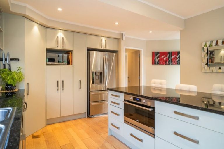 Photo of property in 50a Renown Road, Raumati South, Paraparaumu, 5032