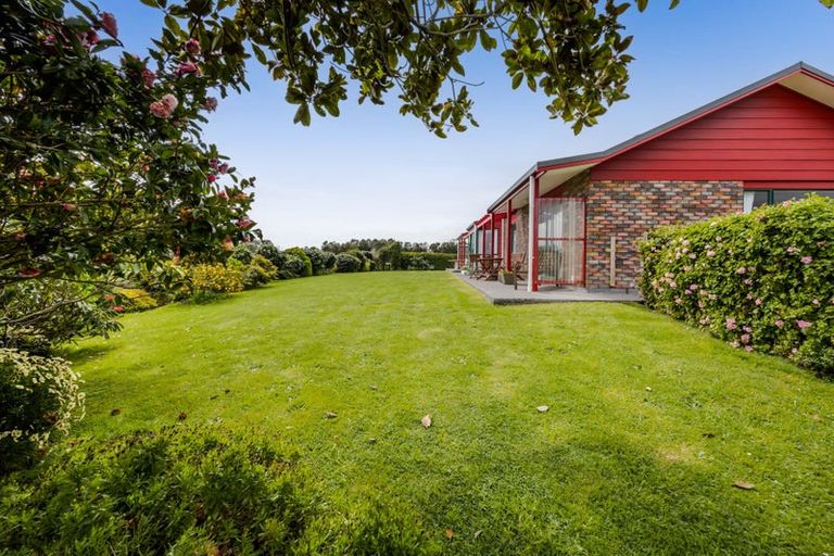Photo of property in 196 Mokau Road, Urenui, 4377