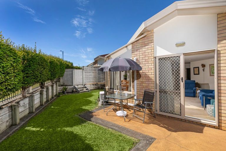 Photo of property in 18/169 Sturges Road, Henderson, Auckland, 0612