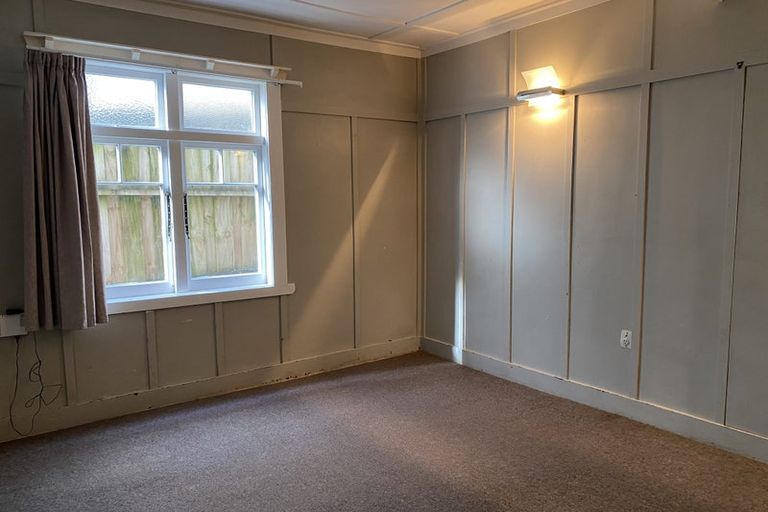 Photo of property in 18 Shoal Bay Road, Devonport, Auckland, 0624