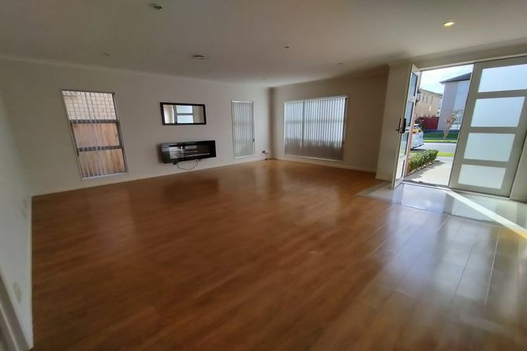 Photo of property in 69 Castlederg Drive, Flat Bush, Auckland, 2019