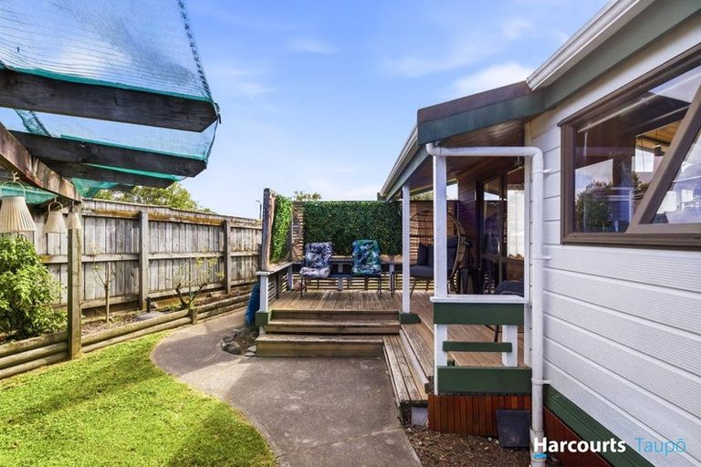 Photo of property in 6 Newberry Place, Richmond Heights, Taupo, 3330