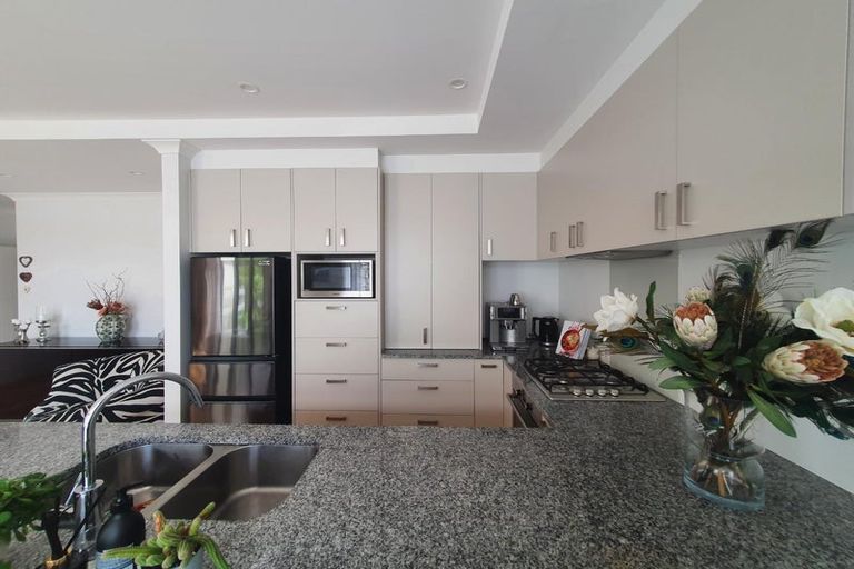 Photo of property in 38 Country Club Terrace, Northwood, Christchurch, 8051
