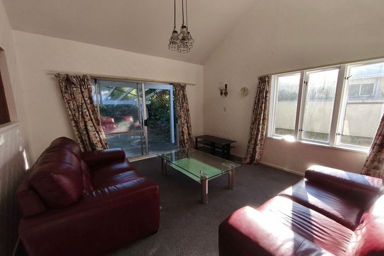 Photo of property in 39b Parkvale Road, Karori, Wellington, 6012