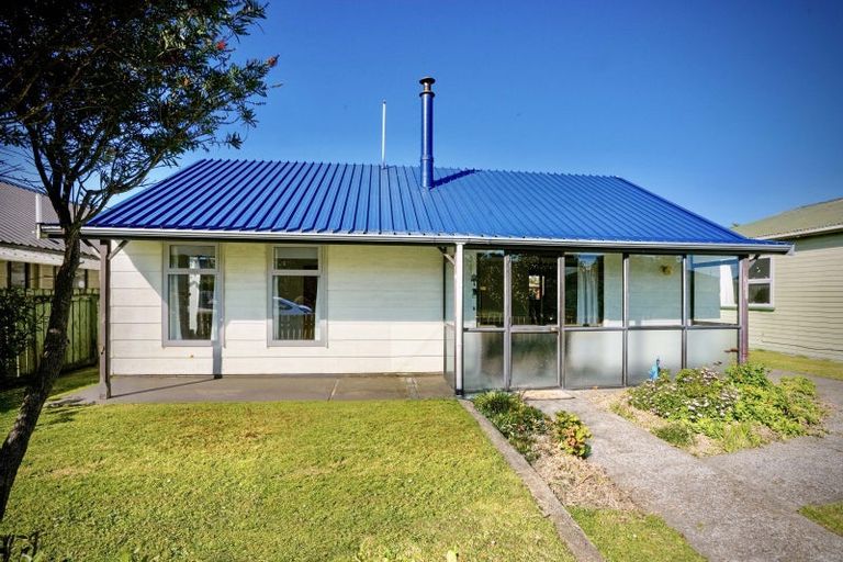 Photo of property in 26 Fitzherbert Street, Hokitika, 7810