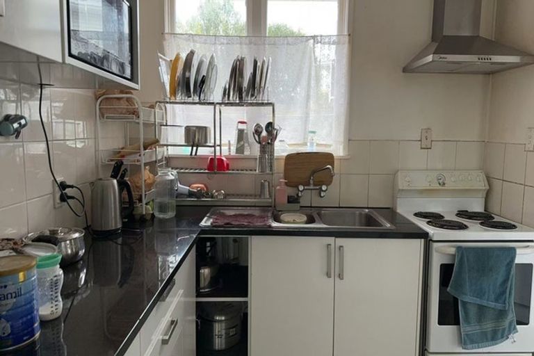 Photo of property in 61 Juniper Road, Sunnynook, Auckland, 0620