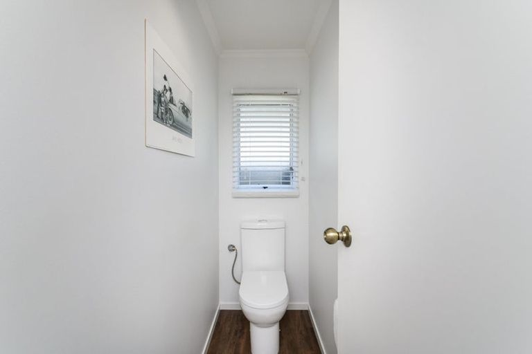 Photo of property in 2 Coromandel Court, Roslyn, Palmerston North, 4414