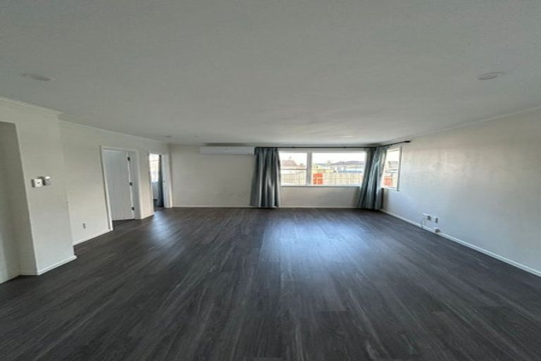 Photo of property in 55 Cargill Street, Papakura, 2110