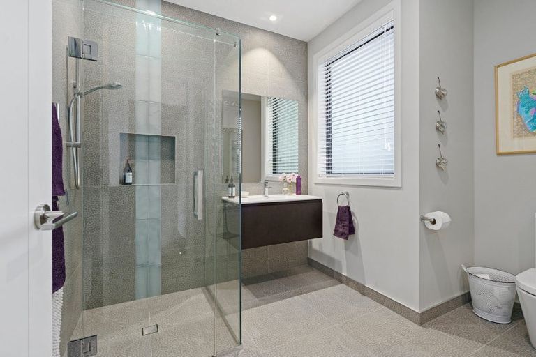 Photo of property in 22 Jarrett Terrace, Leamington, Cambridge, 3432