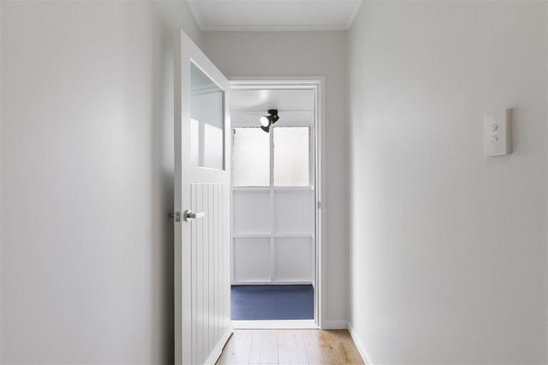 Photo of property in 2/15 Walter Macdonald Street, Howick, Auckland, 2014