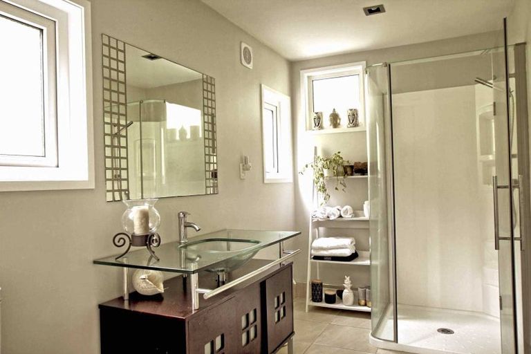 Photo of property in 38a Verran Road, Birkdale, Auckland, 0626