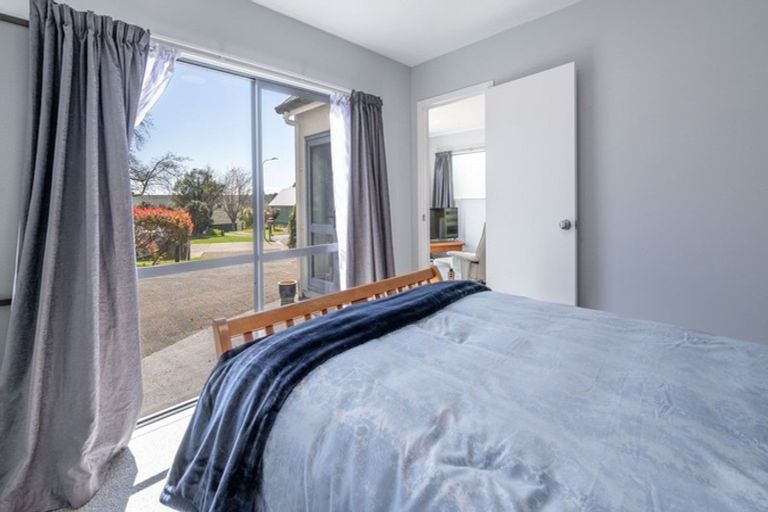 Photo of property in 10 Herea Avenue, Motuoapa, Turangi, 3382