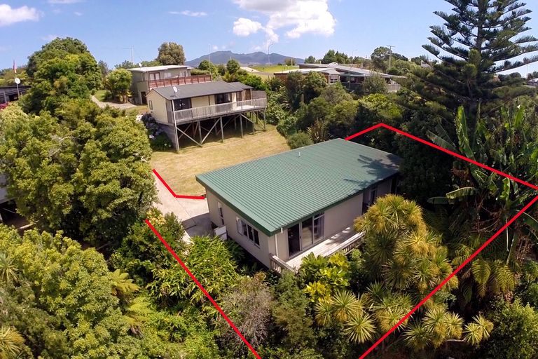 Photo of property in 14b Main Road, Raglan, 3225