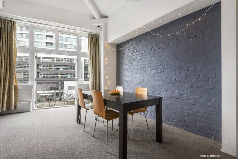 Photo of property in Aulsebrooks Apartments, 7/178 Wakefield Street, Te Aro, Wellington, 6011