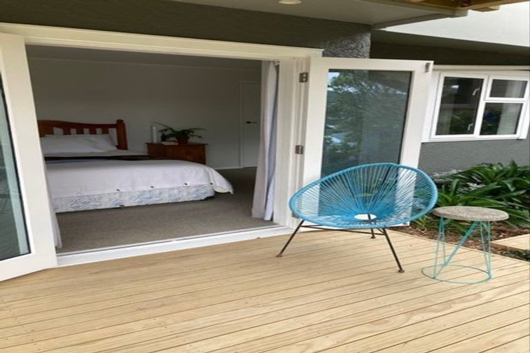 Photo of property in 85 Harbour View Road, Northland, Wellington, 6012