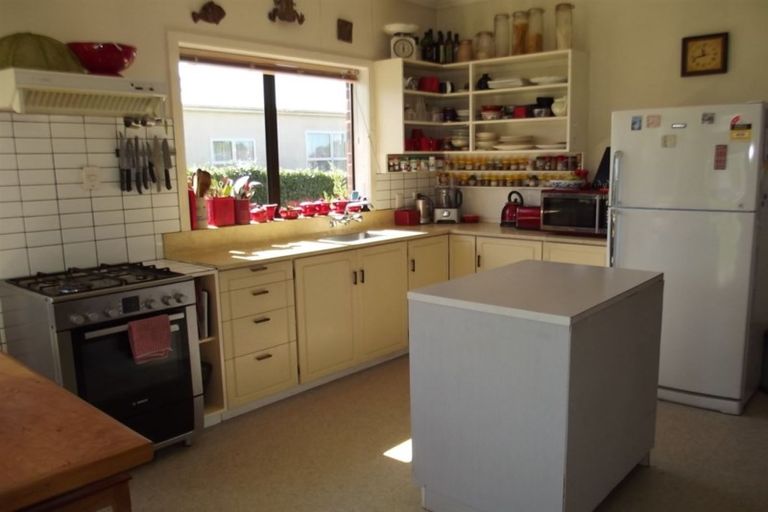 Photo of property in 22 Harris Street, Waimate, 7924