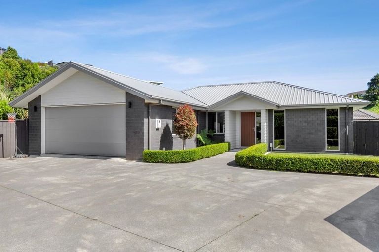 Photo of property in 26 Fernbrook Drive, Hurworth, New Plymouth, 4310
