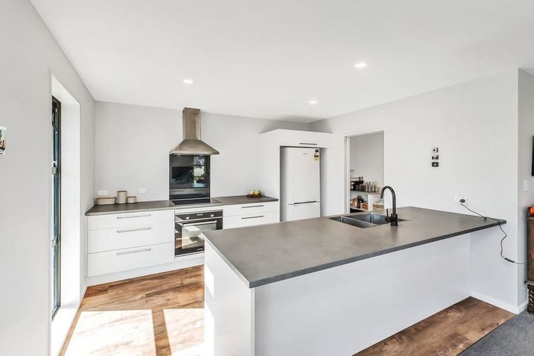 Photo of property in 19 Stormlea Drive, Southbridge, 7602