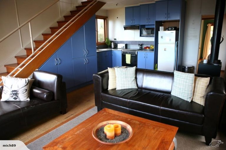 Photo of property in 124 North Shore Road, Eskdale, Napier, 4182