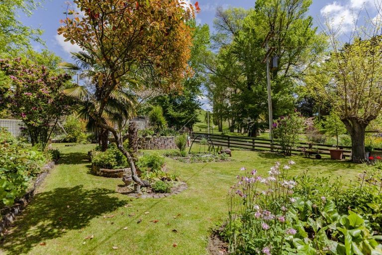 Photo of property in 71 Pukeora Scenic Road, Waipukurau, 4281