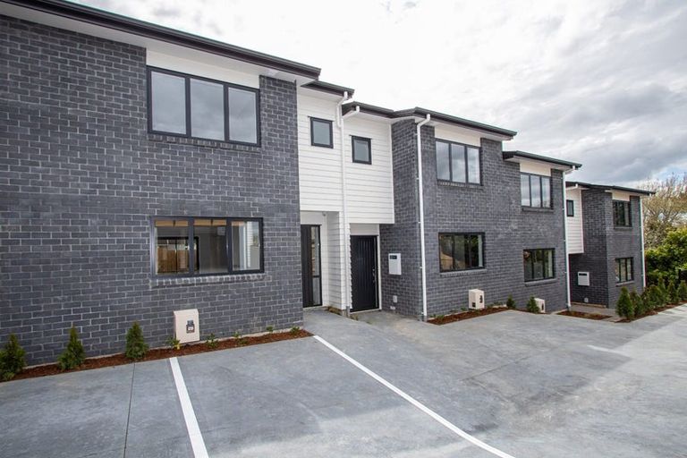 Photo of property in 12/10 Charlemont Street, Whitiora, Hamilton, 3200